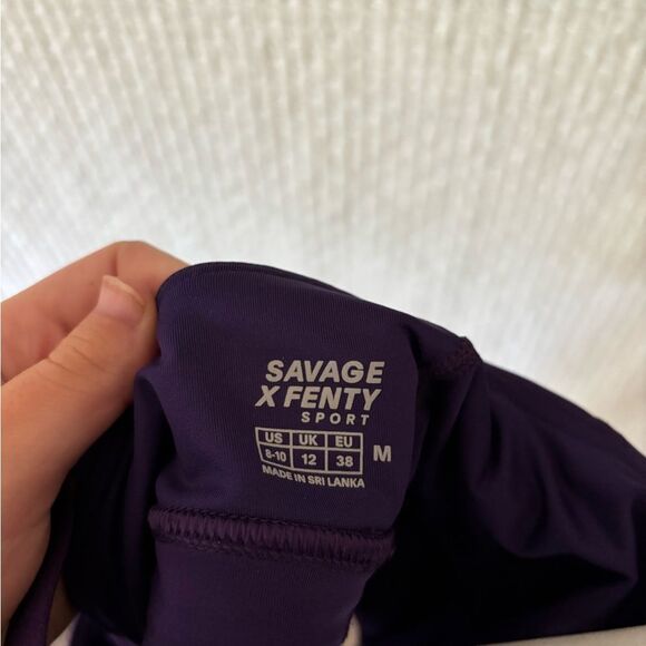 SAVAGE Xccentuate Set✨Sports Bra and Shorts Size Medium - Picture 2 of 10